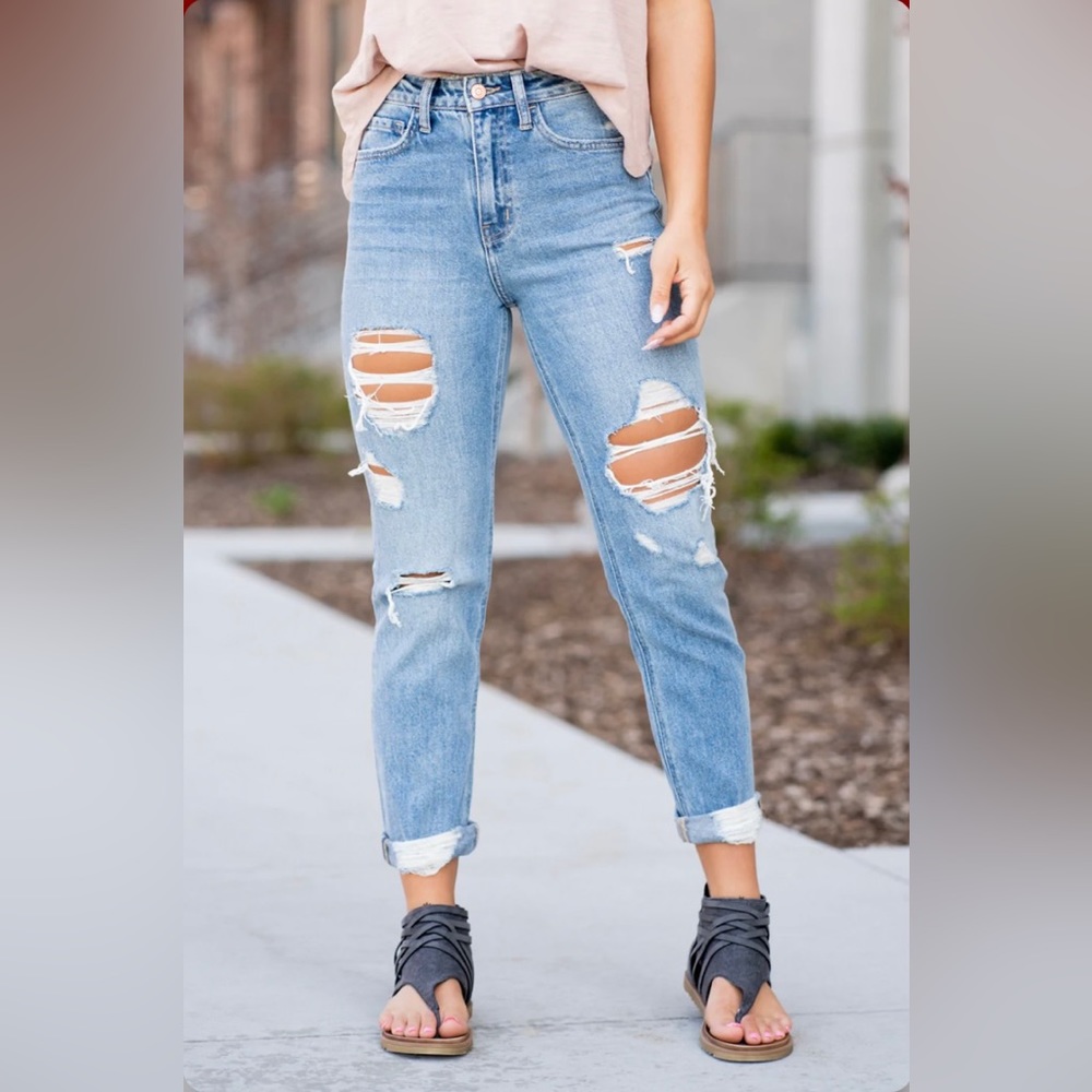Buckle | Flying Monkey ripped mom jeans | Size 27